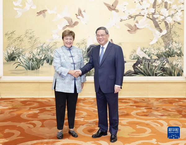 李强1.jpg